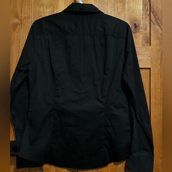 H&M Black Button Down with V-Neck - Picture 4 of 6